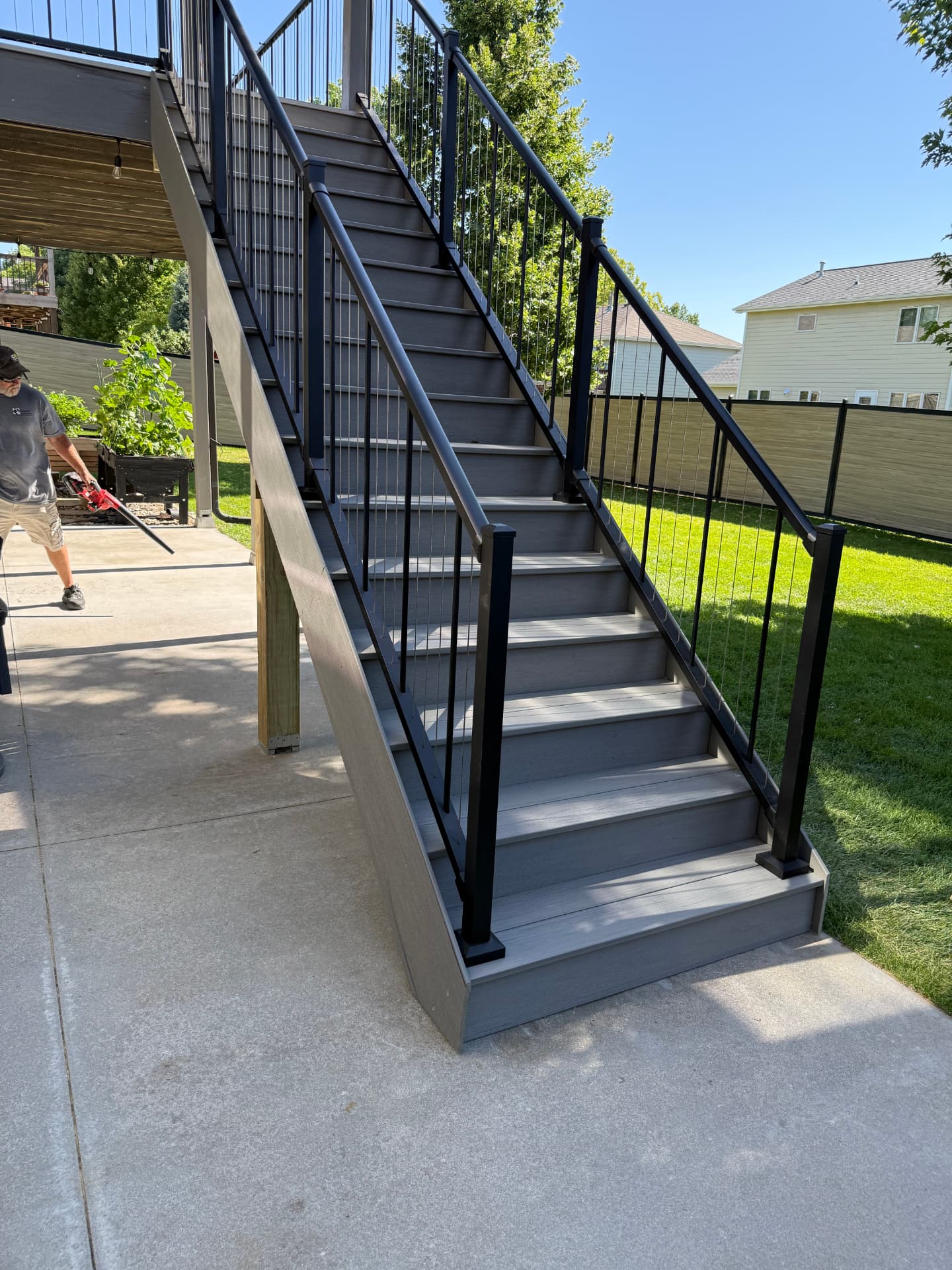 Decks project photo 3