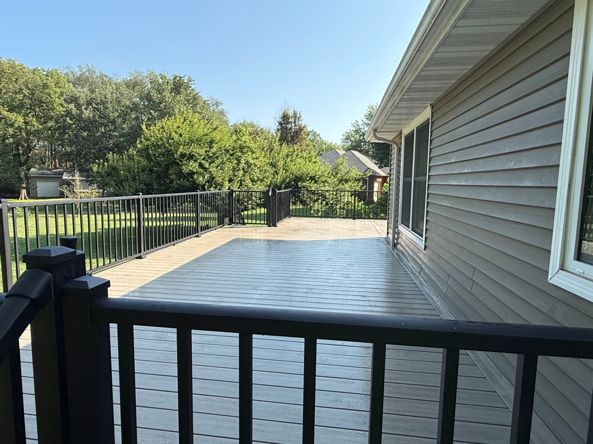 Decks project photo 7