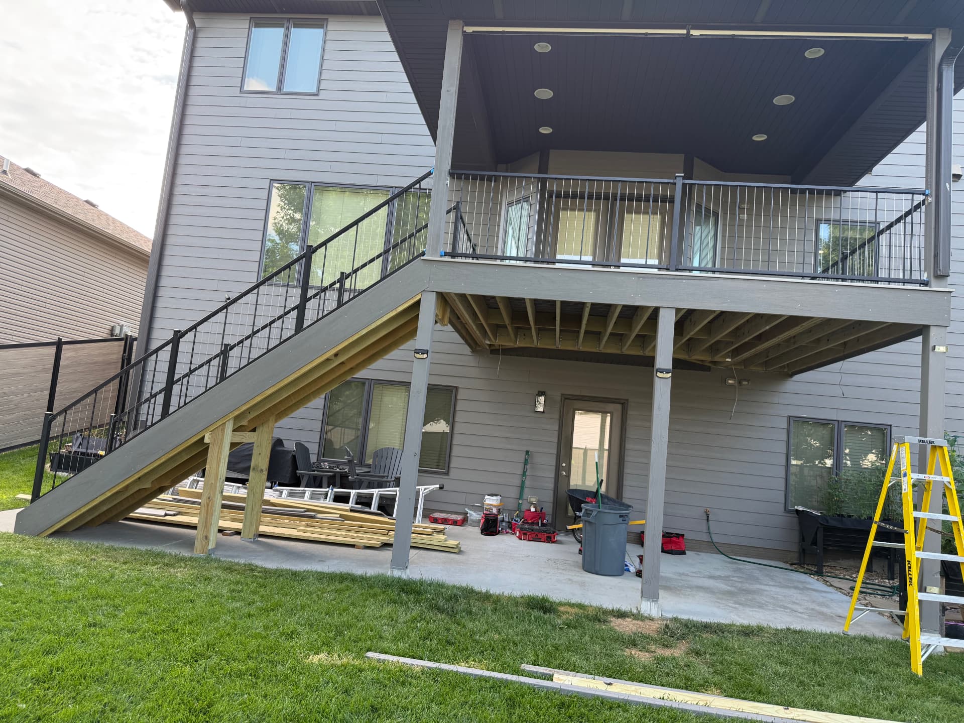 Decks project photo 2